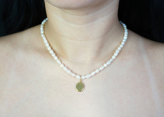 Ever-Entwined Pearl Pendant Necklace